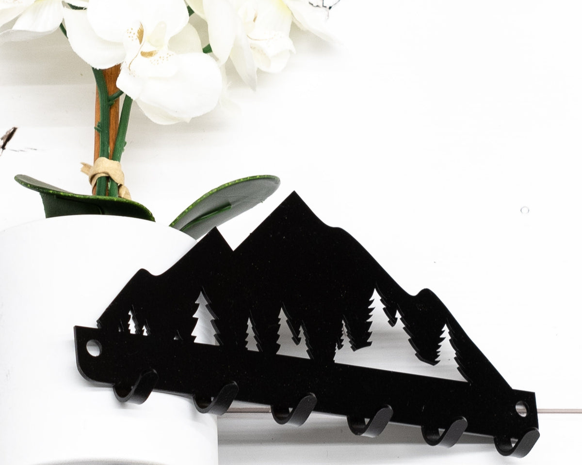 Mountain Metal Key Rack: Rustic Wall Decor