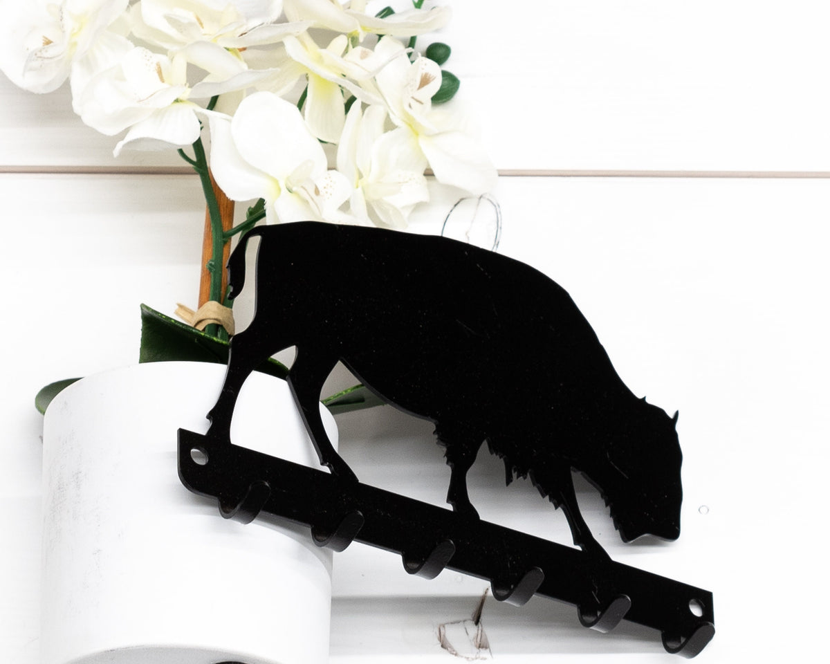 Bison Metal Key Rack: Rustic Wildlife Entryway Organizer