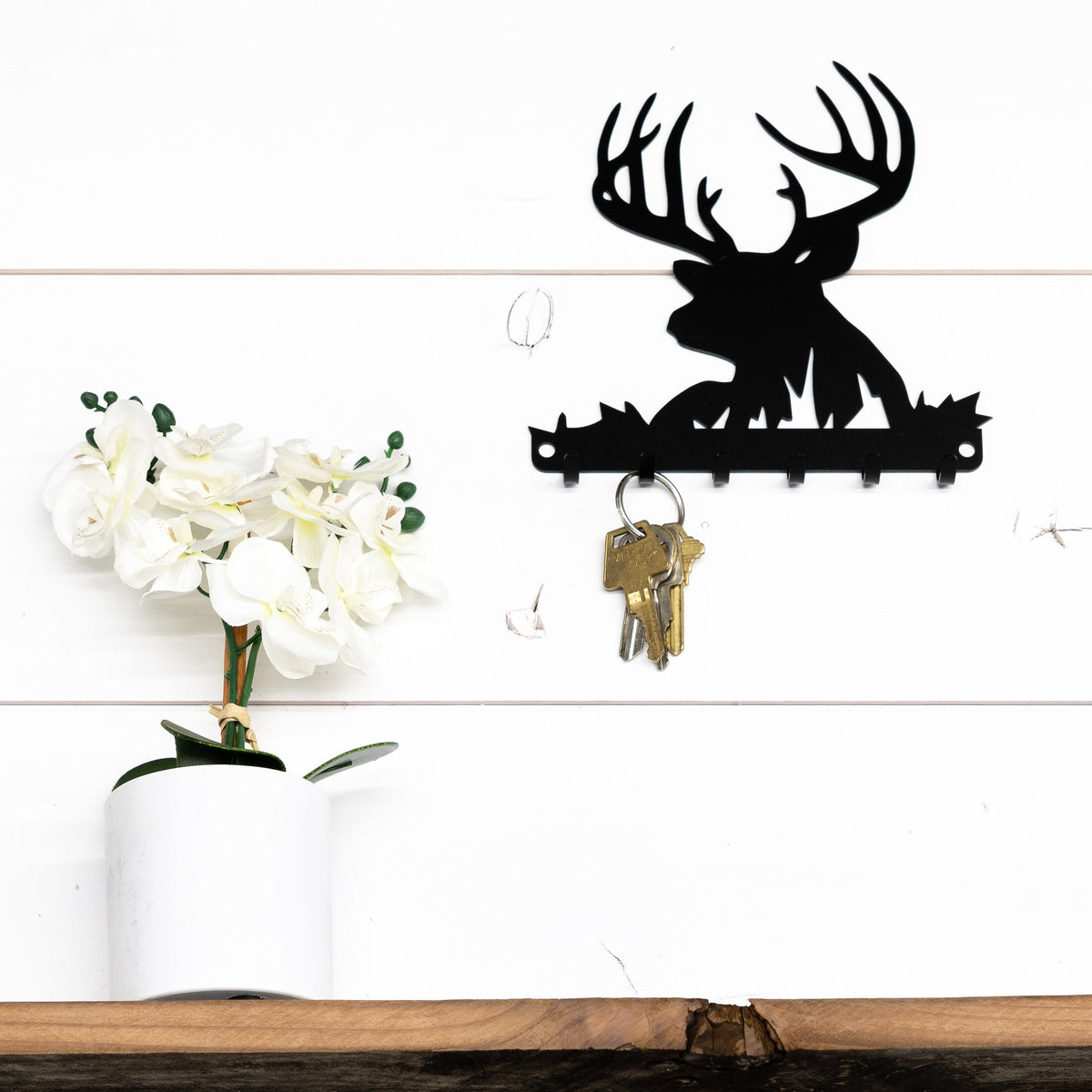 Metal Deer Key Rack: Rustic Hunting Lodge Decor