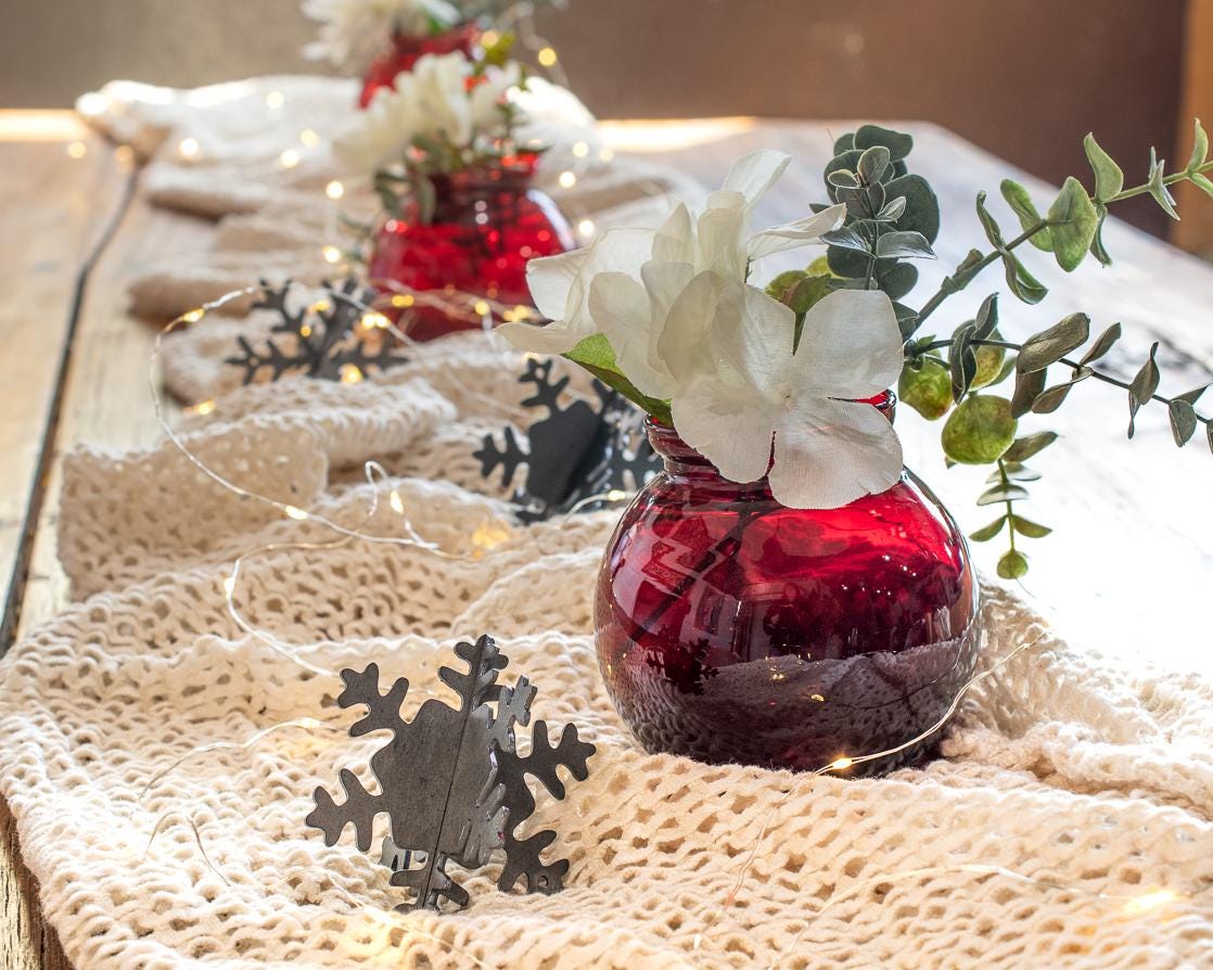 3D Metal Snowflake Ornament: Winter Wedding Placecard Holder