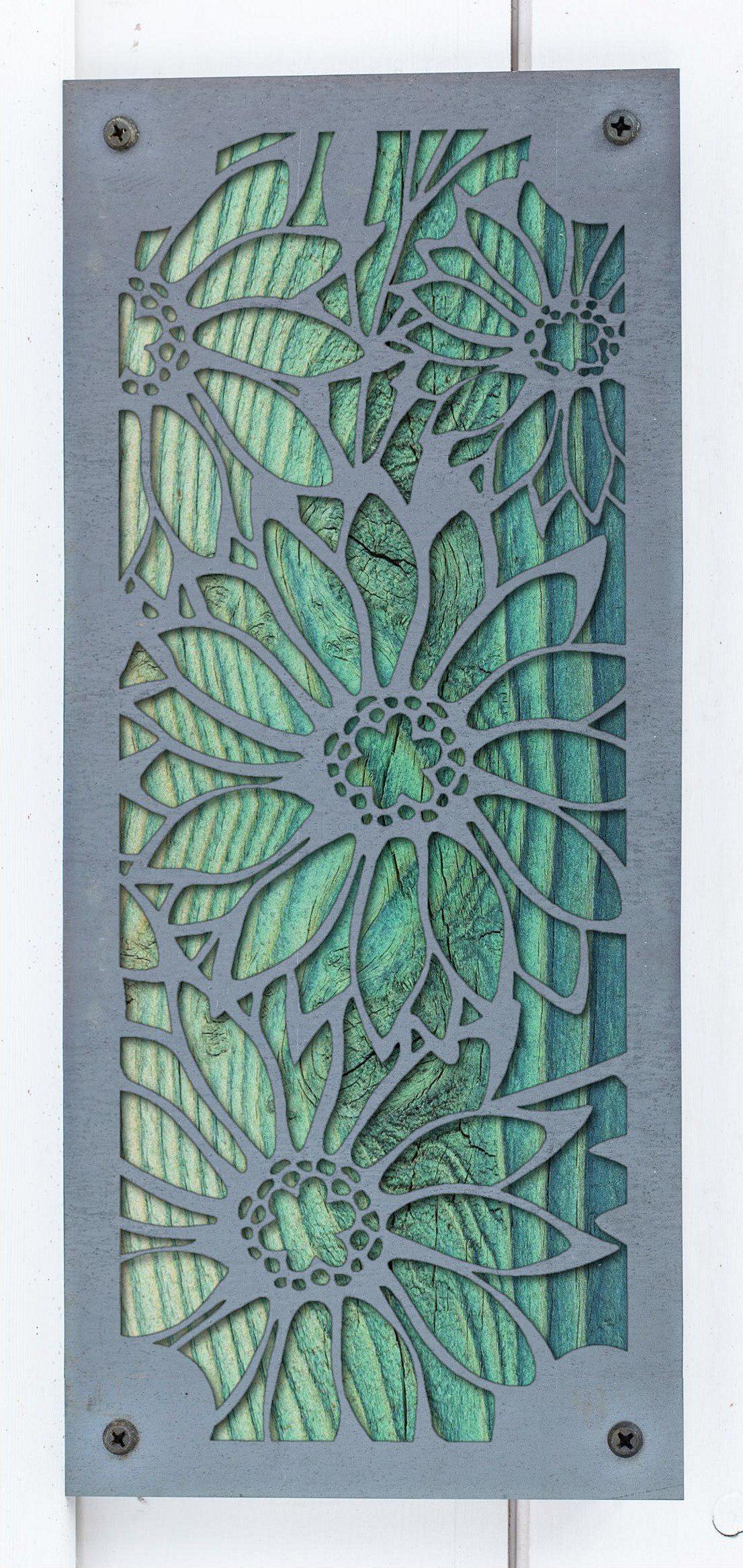Daisy Metal Wall Art on Reclaimed Wood, Tall 12.5 Inch Flower Decor, Gift for Her