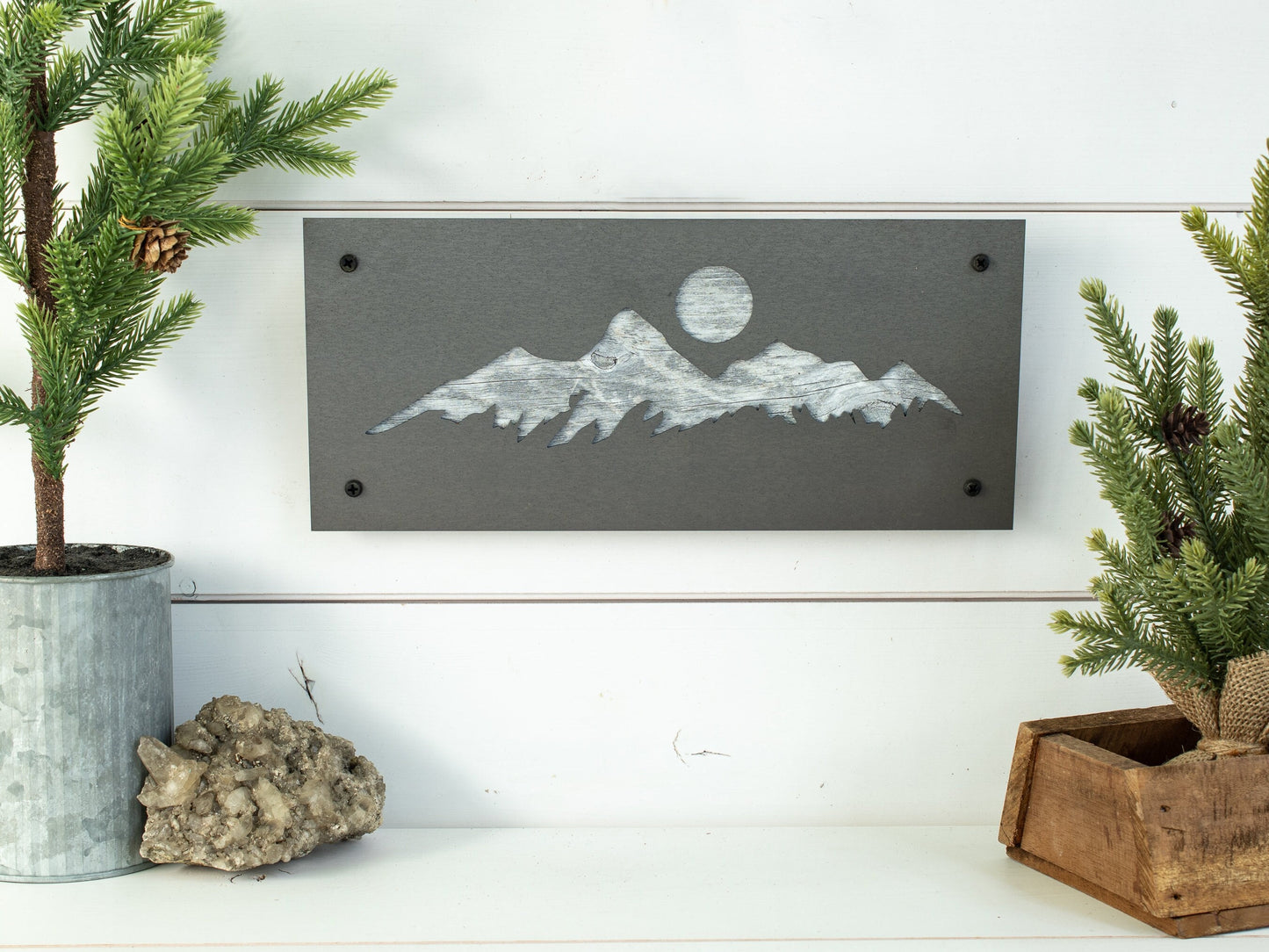 Reclaimed Wood & Metal Mountain Wall Art: Rustic Decor